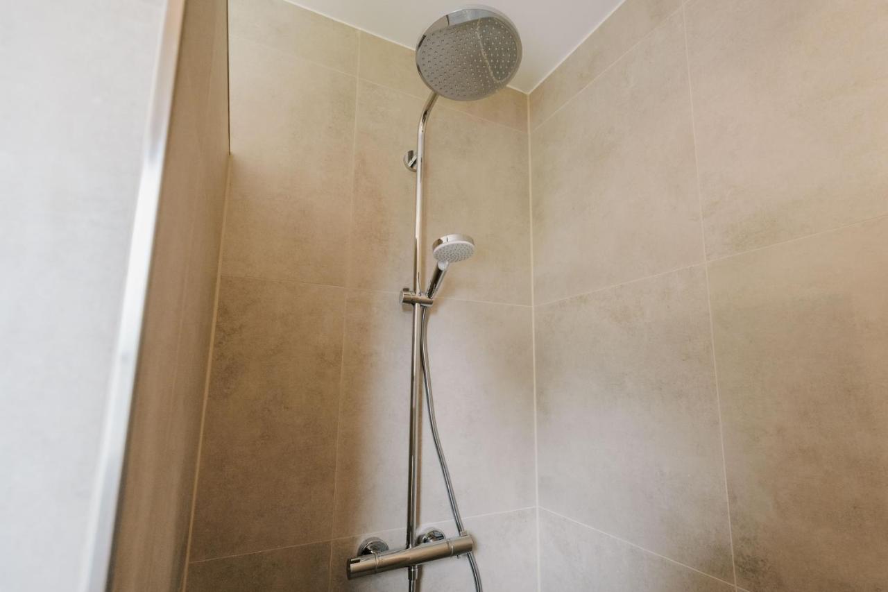 Kuesten Suite De See - Suite 2 Direkte Deichlage, Balkon, 77Qm Greetsiel Exterior photo