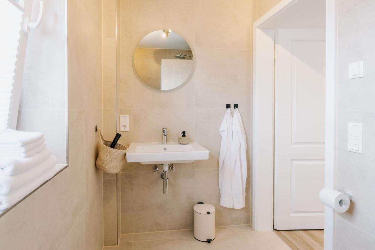 Kuesten Suite De See - Suite 2 Direkte Deichlage, Balkon, 77Qm Greetsiel Exterior photo