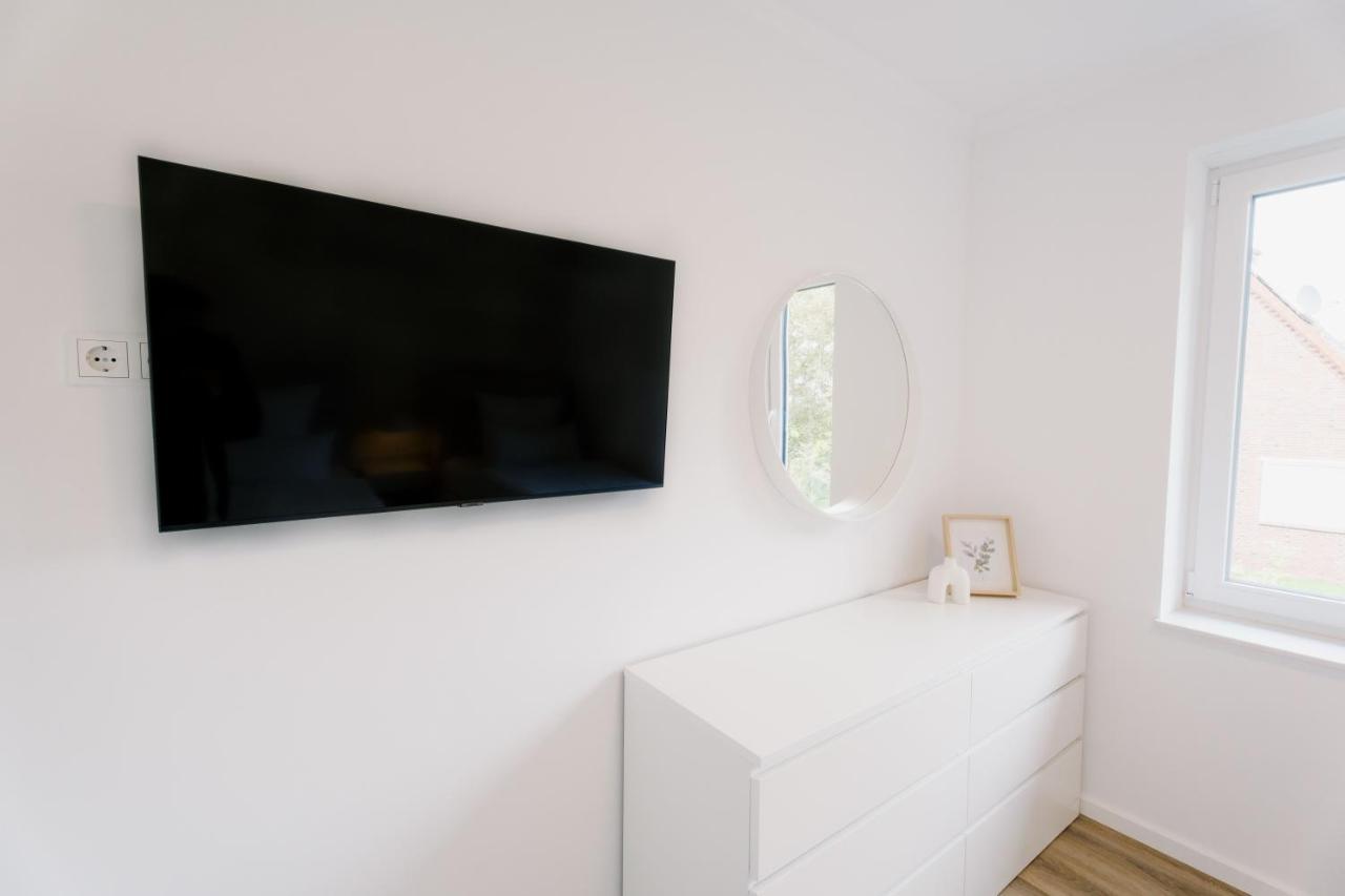 Kuesten Suite De See - Suite 2 Direkte Deichlage, Balkon, 77Qm Greetsiel Exterior photo